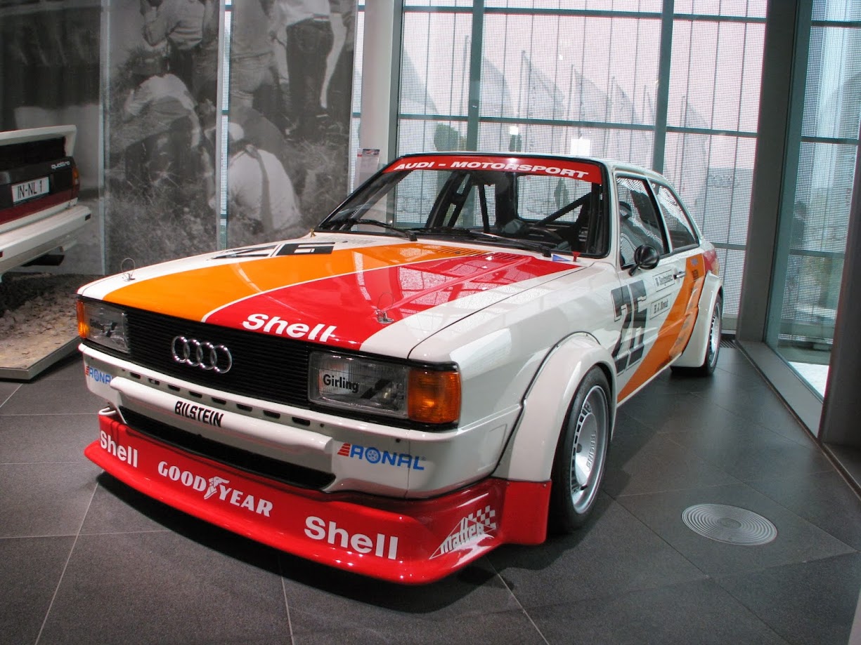 AUDITÓL A PORSCHÉIG | BMW ÉS A MERCEDES VILÁGA