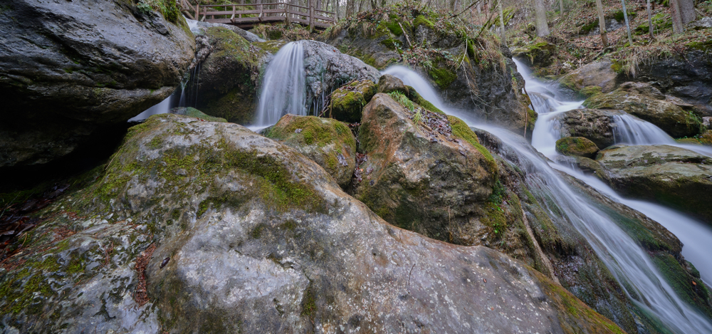Ez a kép a Myrafälle-t (Myra-vízesések) ábrázolja Ausztriában, Alsó-Ausztria tartományban, Muggendorf közelében.  - Z(s)eppelin utazás