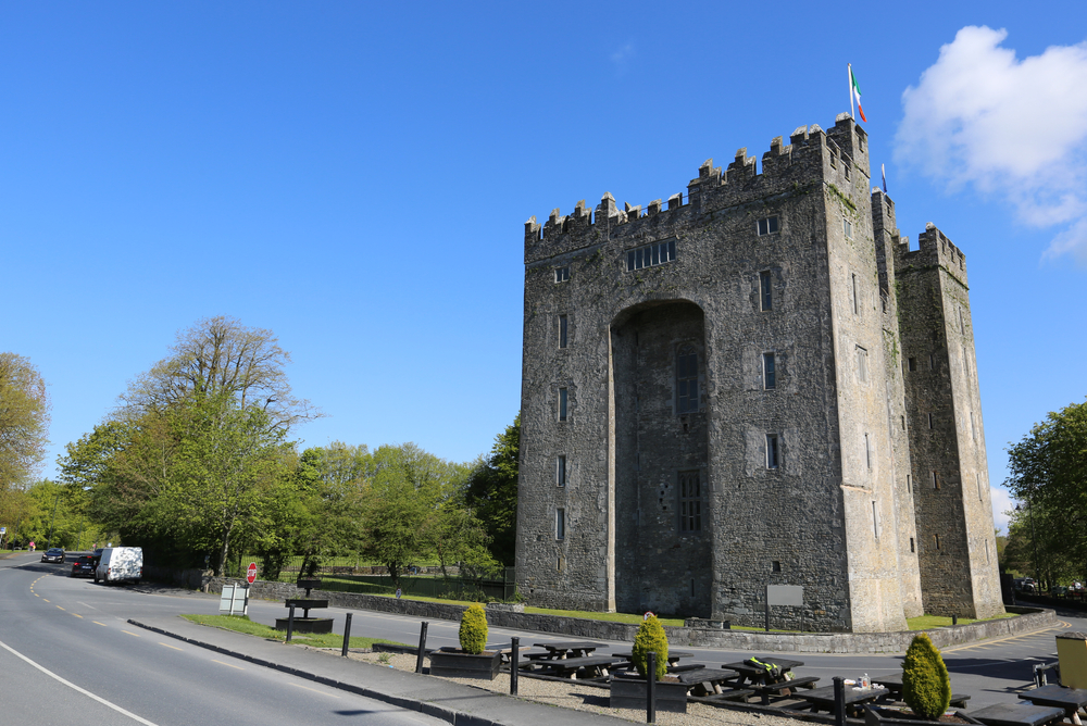 A képen a Bunratty kastély látható.
