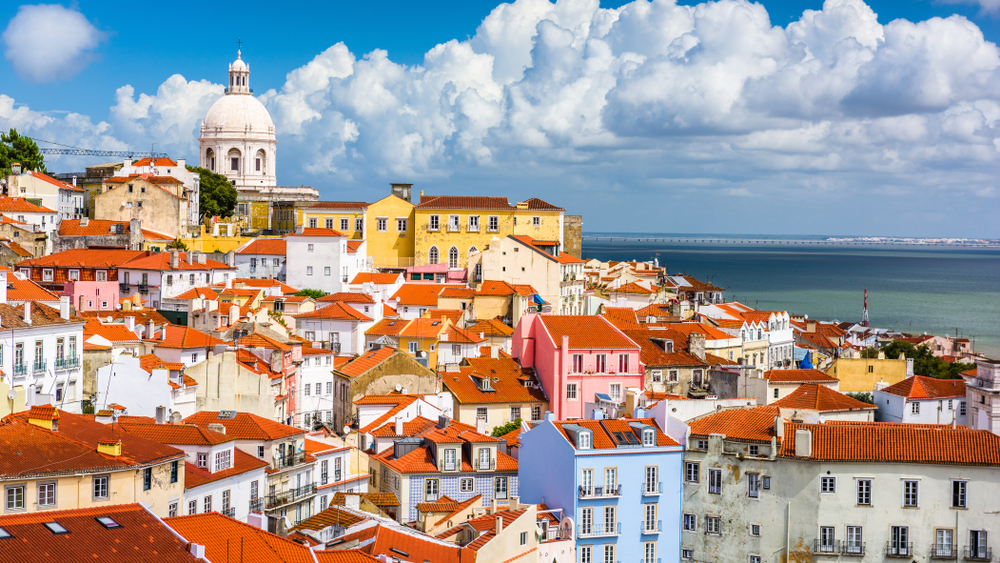 PORTUGÁLIA NAGYKÖRUTAZÁS CSILLAGTÚRÁKKAL, PIHENÉSSEL